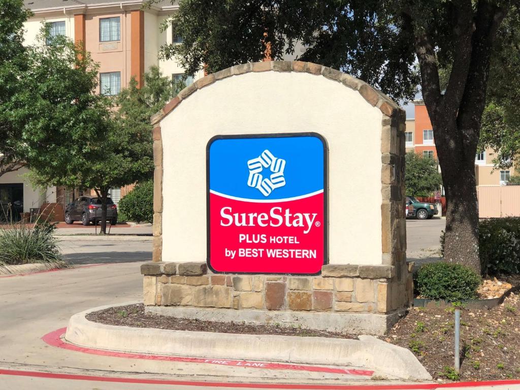 SureStay Plus Hotel by Best Western Near SeaWorld San Antonio Main image 1